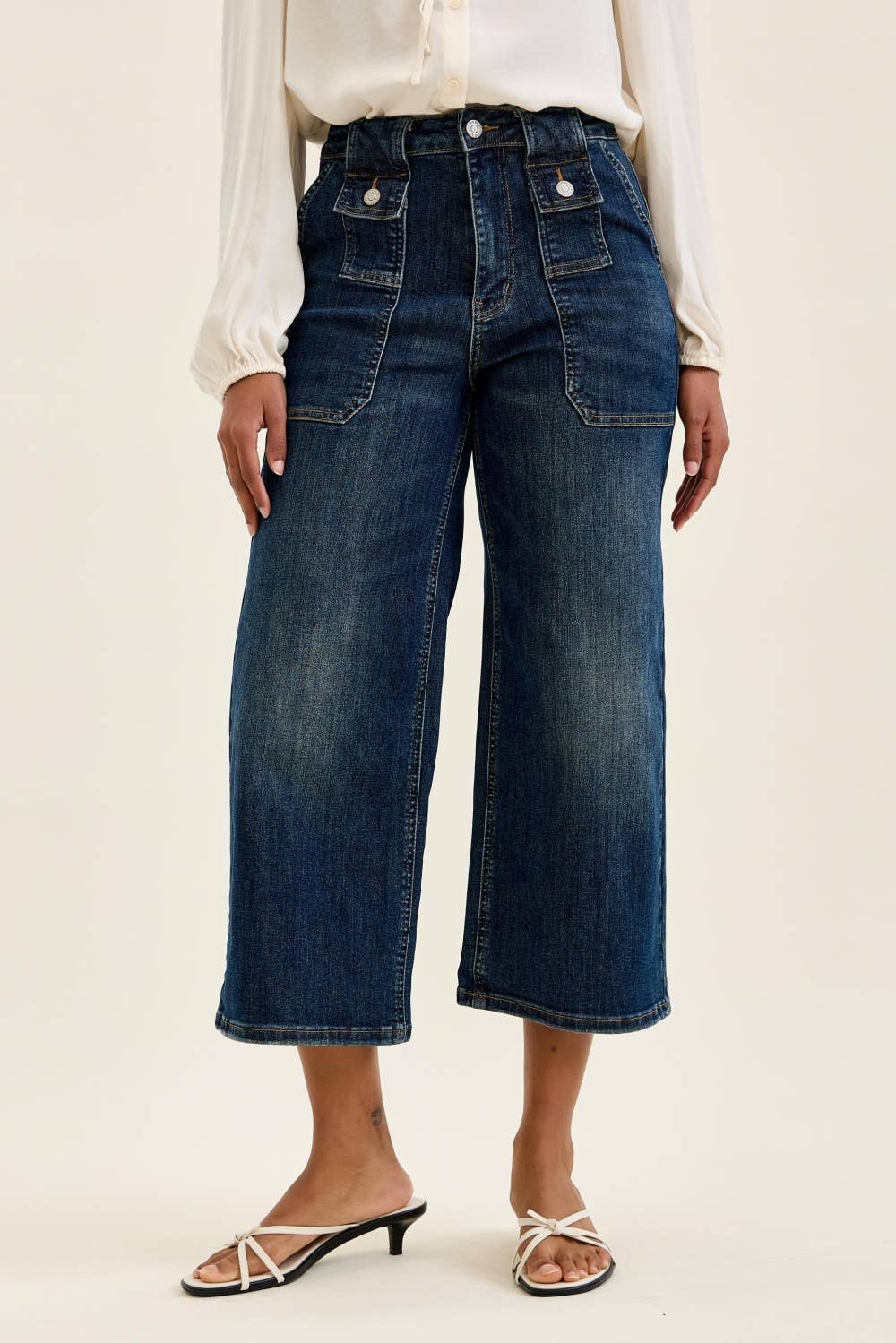 HW Wide Crop Utility & Patch Pocket