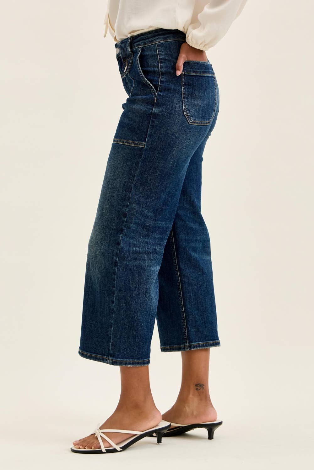 HW Wide Crop Utility & Patch Pocket